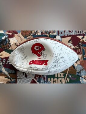 2001 NFL Kansas City Chiefs Team Commemorative Football